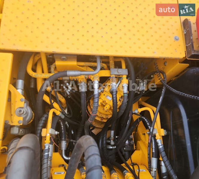 Колесный экскаватор JCB JS 175 2008 в Киеве