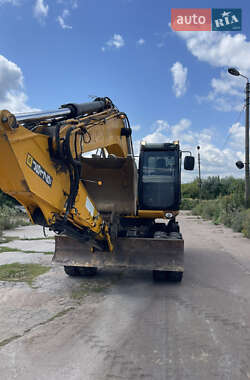 Колесный экскаватор JCB JS 175 2012 в 