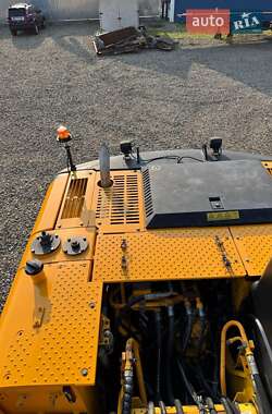 Колесный экскаватор JCB JS 175 2007 в 