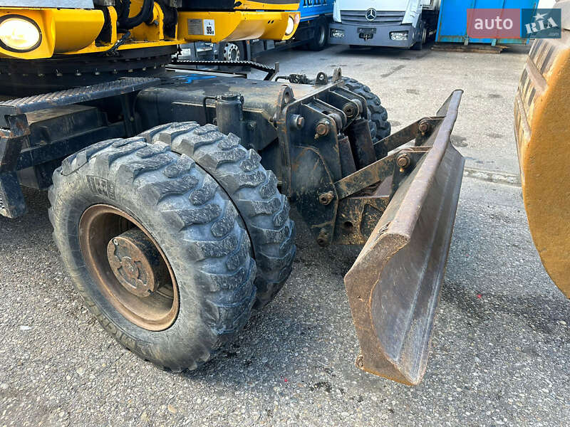 Колесный экскаватор JCB JS 175 2008 в Киеве