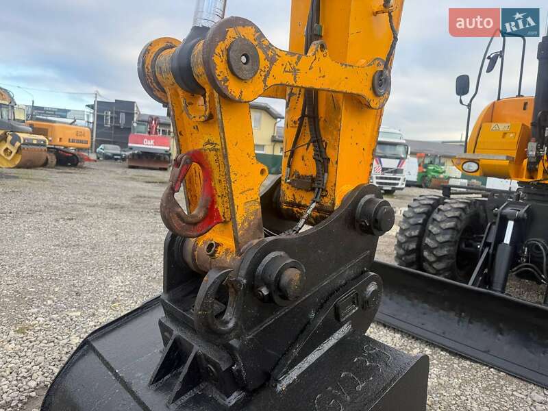 Колесный экскаватор JCB JS 175 2008 в Пасеки-Зубрицкие