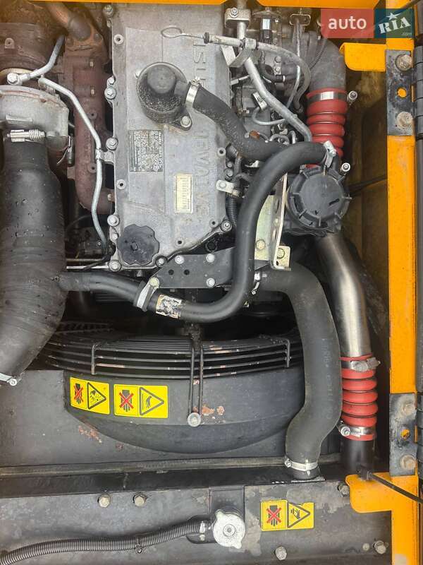 Колесный экскаватор JCB JS 175 2008 в Пасеки-Зубрицкие