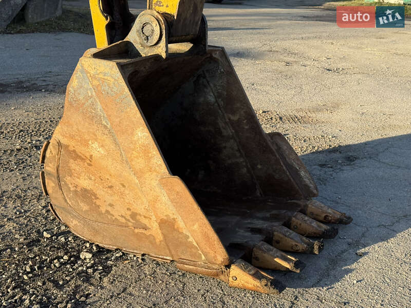 Колісний екскаватор JCB JS 175 2006 в Вінниці