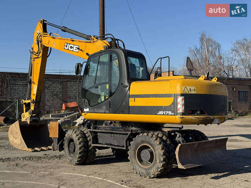 Колісний екскаватор JCB JS 175 2010 в Вінниці