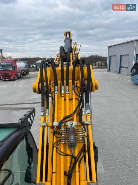 Колесный экскаватор JCB JS 175 2011 в Львове