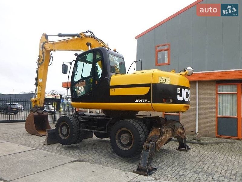 JCB JS 175 2011 JCB JS 175 2011