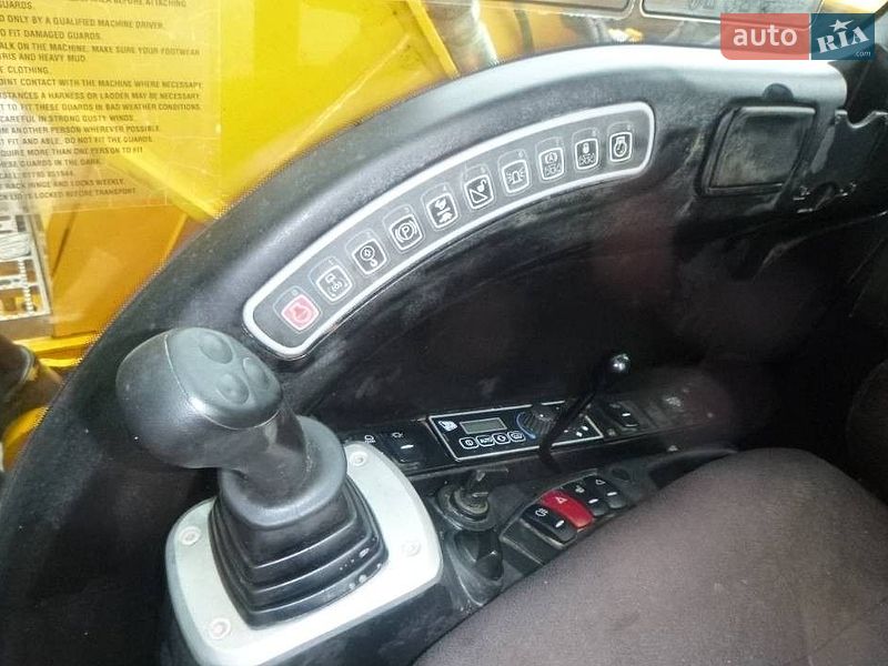 Колесный экскаватор JCB JS 175 2011 в Киеве