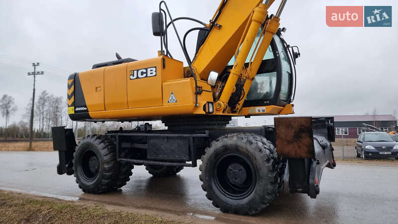 Колесный экскаватор JCB JS 200 2005 в Беляевке