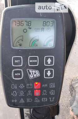 Гусеничный экскаватор JCB JS 200 2007 в Беляевке