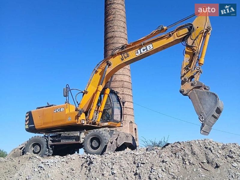 Колесный экскаватор JCB JS 200W 2004 в Арцизе