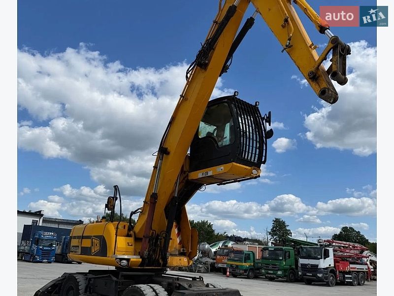 Колісний екскаватор JCB JS 200W 2008 в Косові