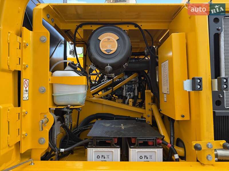Гусеничний екскаватор JCB JS 205 2025 в Києві