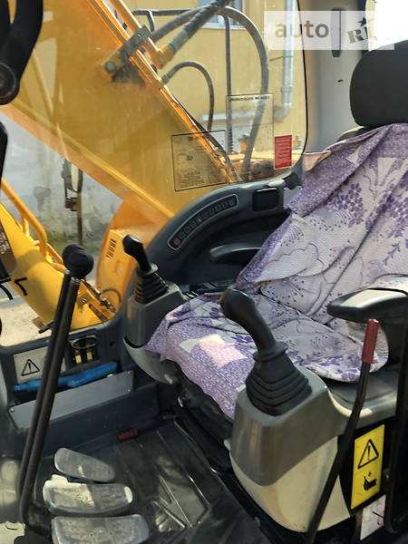 Екскаватор навантажувач JCB JS 210 2007 в Калуші