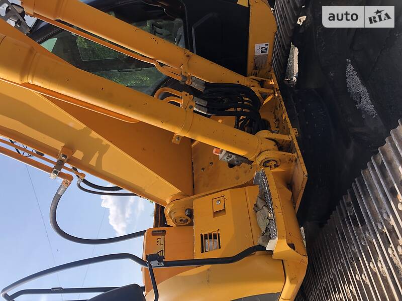 Екскаватор навантажувач JCB JS 210 2007 в Калуші