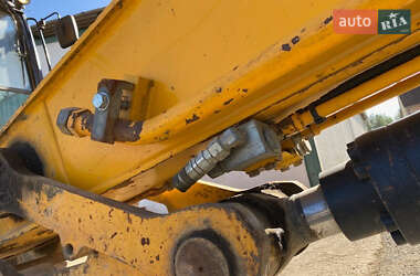 Гусеничный экскаватор JCB JS 210 2012 в 