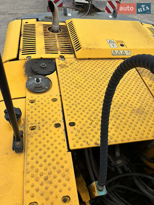 Гусеничний екскаватор JCB JS 210 2012 в Львові