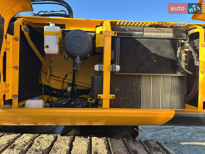 Гусеничный экскаватор JCB JS 210 2012 в Львове