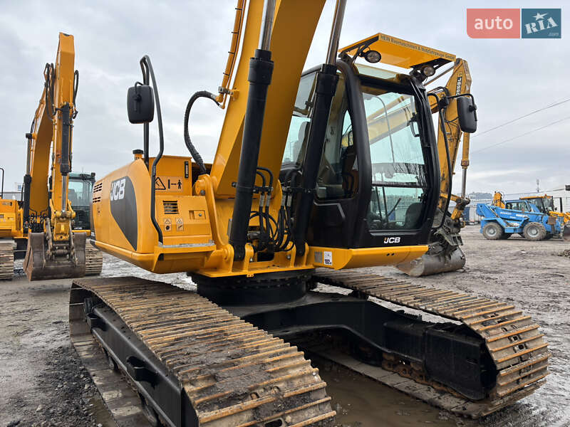 Гусеничный экскаватор JCB JS 210 2012 в Львове