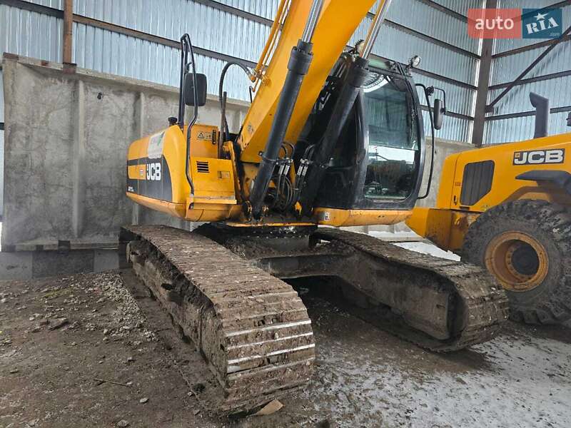 Гусеничный экскаватор JCB JS 210 2011 в Тернополе