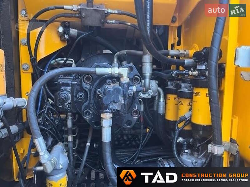 Гусеничний екскаватор JCB JS 220 2015 в Києві