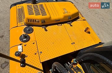 Гусеничный экскаватор JCB JS 220 2015 в Львове фото 10 Гусеничный экскаватор JCB JS 220 2015 в Львове