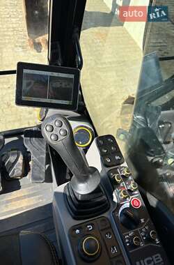 Гусеничный экскаватор JCB JS 220LC 2020 в 