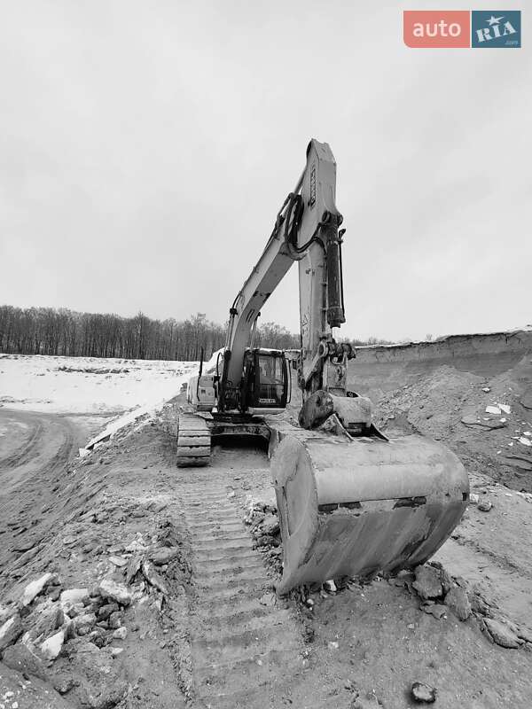 Гусеничний екскаватор JCB JS 220LC 2007 в Рівному
