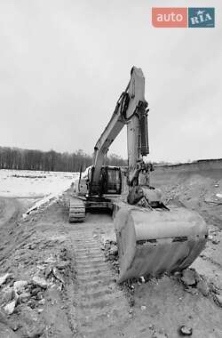 Гусеничный экскаватор JCB JS 220LC 2007 в 