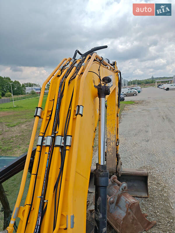 Гусеничний екскаватор JCB JS 220LC 2014 в Львові