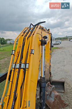 Гусеничный экскаватор JCB JS 220LC 2014 в 