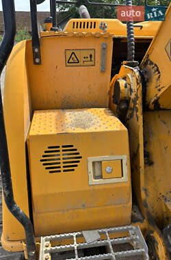 Гусеничный экскаватор JCB JS 220LC 2014 в 