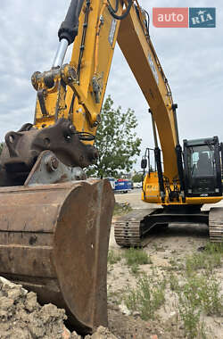 Гусеничный экскаватор JCB JS 220LC 2014 в 