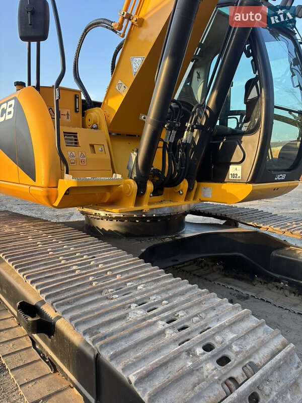 Гусеничный экскаватор JCB JS 220LC 2012 в Львове