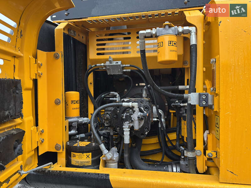 Гусеничний екскаватор JCB JS 220LC 2014 в Львові