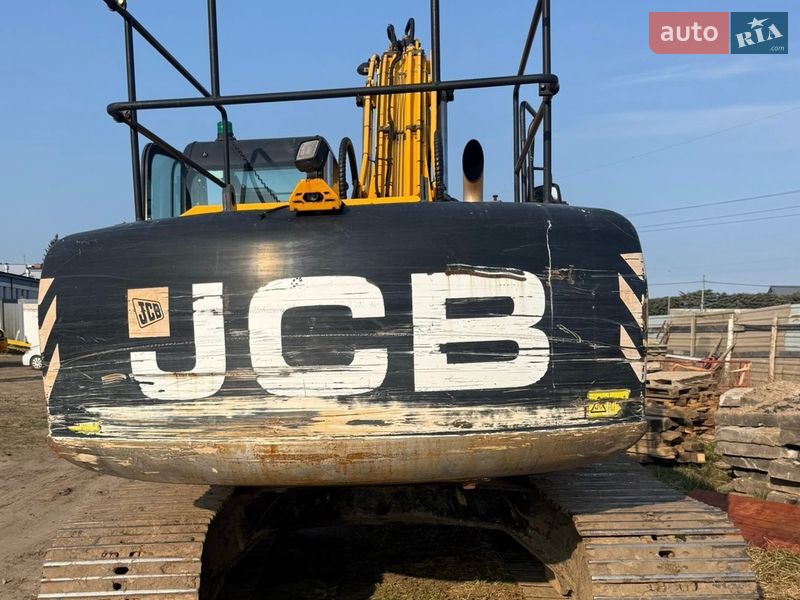 Гусеничный экскаватор JCB JS 220LC 2011 в Львове