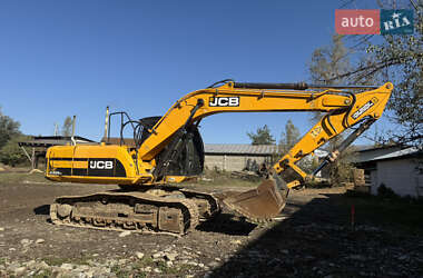 Гусеничный экскаватор JCB JS 235 2010 в 