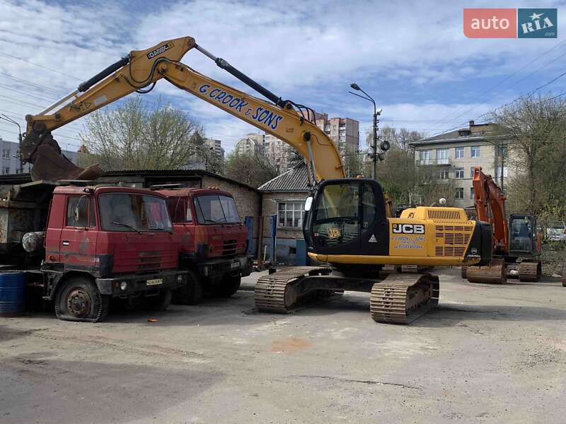 Гусеничный экскаватор JCB JS 240 2015 в Киеве