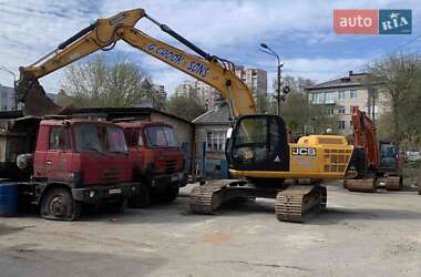 Гусеничний екскаватор JCB JS 240 2015 в 