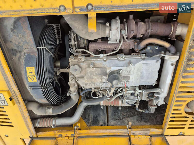 Гусеничный экскаватор JCB JS 240 2011 в Львове