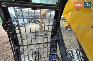 Гусеничный экскаватор JCB JS 240 2011 в 