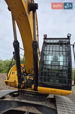 Гусеничный экскаватор JCB JS 240 2011 в 
