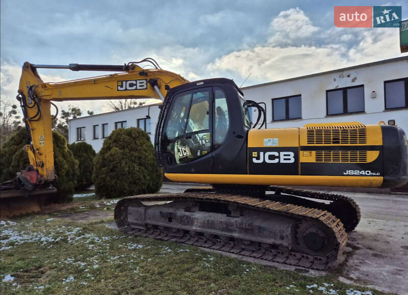 Гусеничный экскаватор JCB JS 240 2011 в Львове
