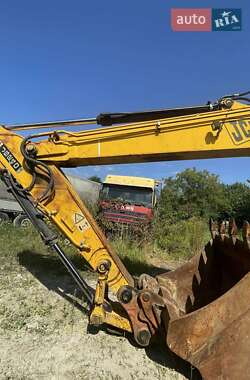 Гусеничный экскаватор JCB JS 240 2008 в 