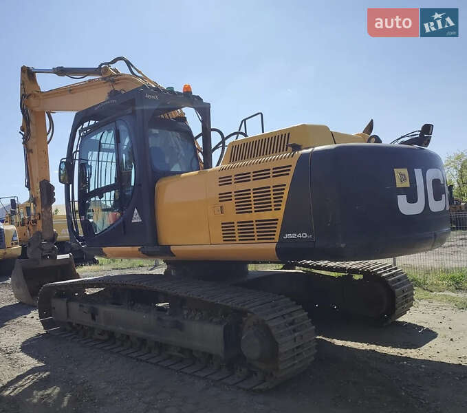 Гусеничний екскаватор JCB JS 240NC 2015 в 