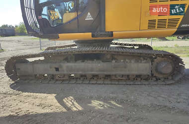 Гусеничний екскаватор JCB JS 240NC 2015 в 