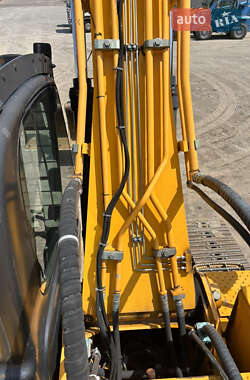 Гусеничный экскаватор JCB JS 240NC 2012 в 