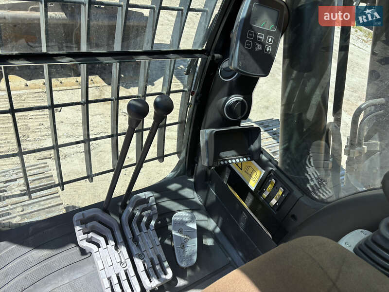 Гусеничный экскаватор JCB JS 240NC 2011 в Львове фото 33 Гусеничный экскаватор JCB JS 240NC 2011 в Львове