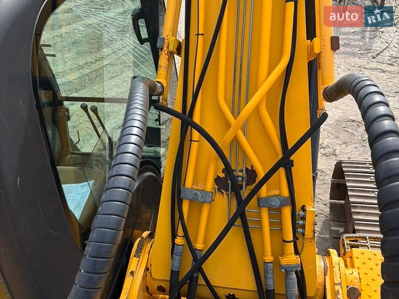 Гусеничный экскаватор JCB JS 240NC 2012 в Львове