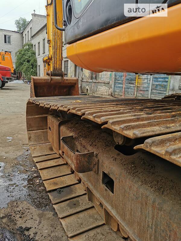 Екскаватор навантажувач JCB JS 290 2011 в Києві