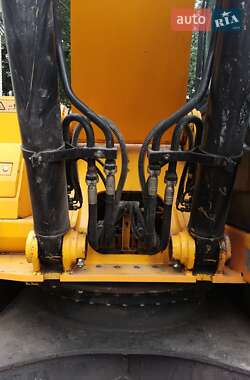 Гусеничный экскаватор JCB JS 290 2011 в Киеве
